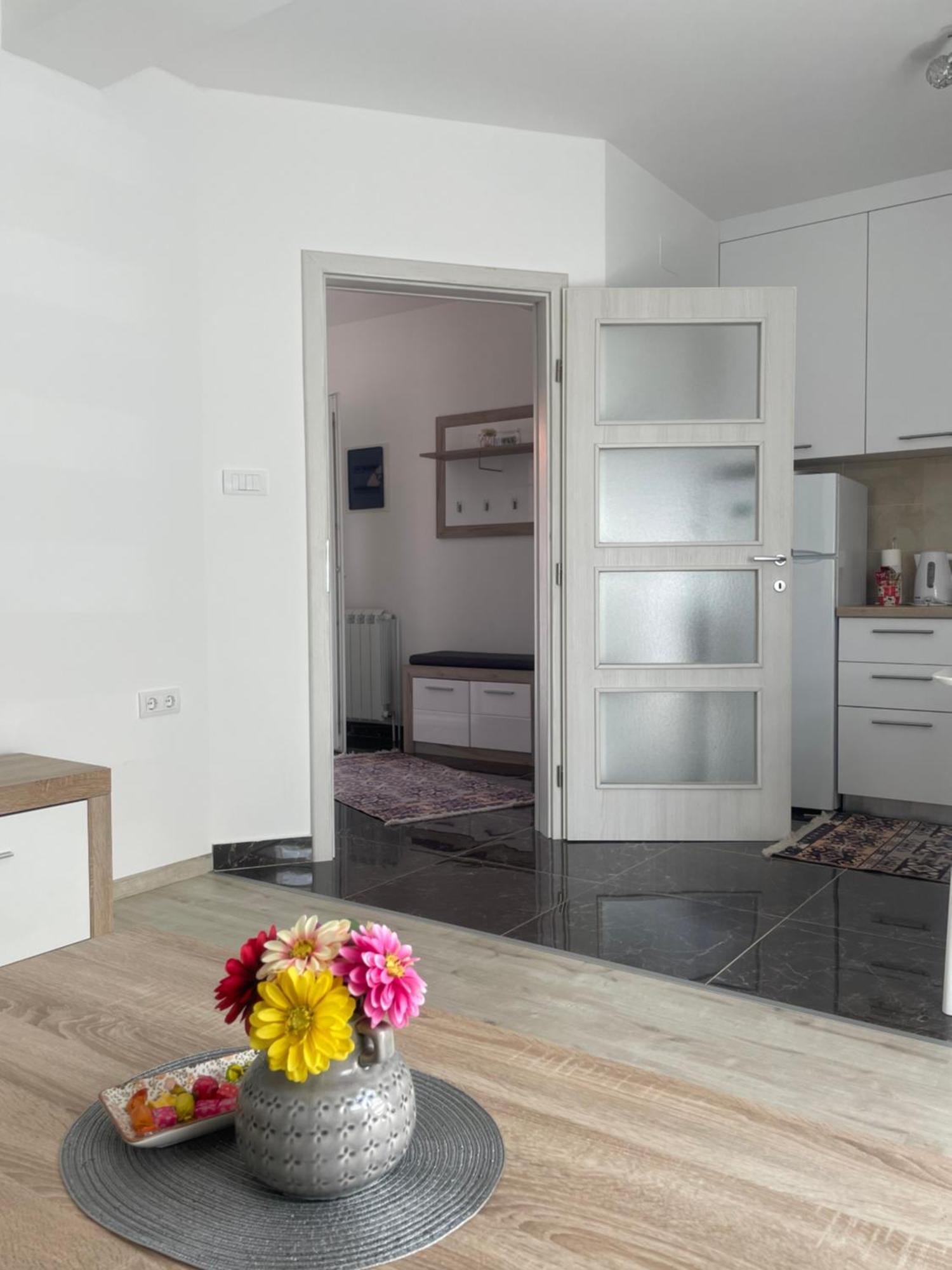 Apartman Sirena Trebinje Esterno foto
